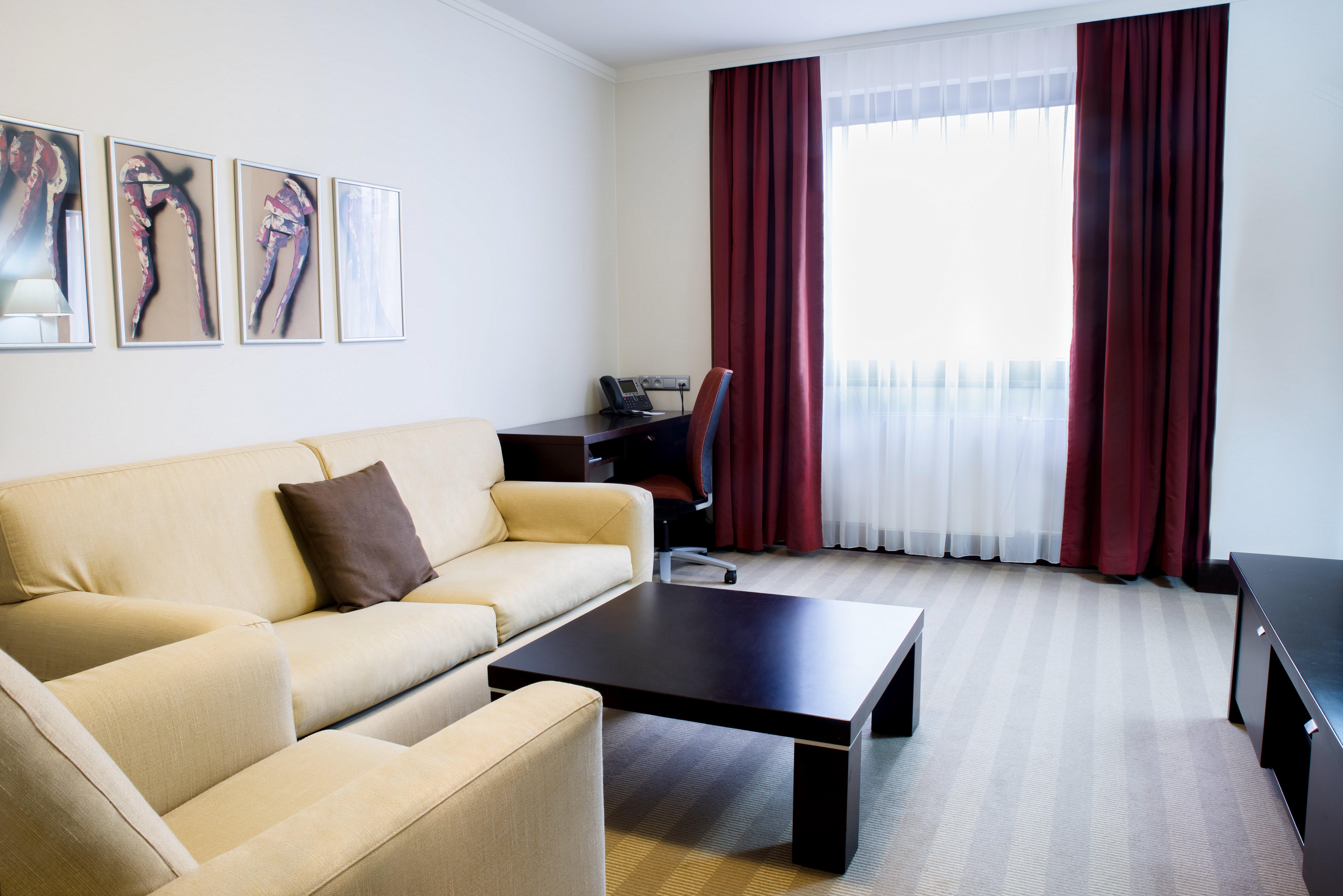 Crowne Plaza Bratislava By Ihg Hotel Luaran gambar