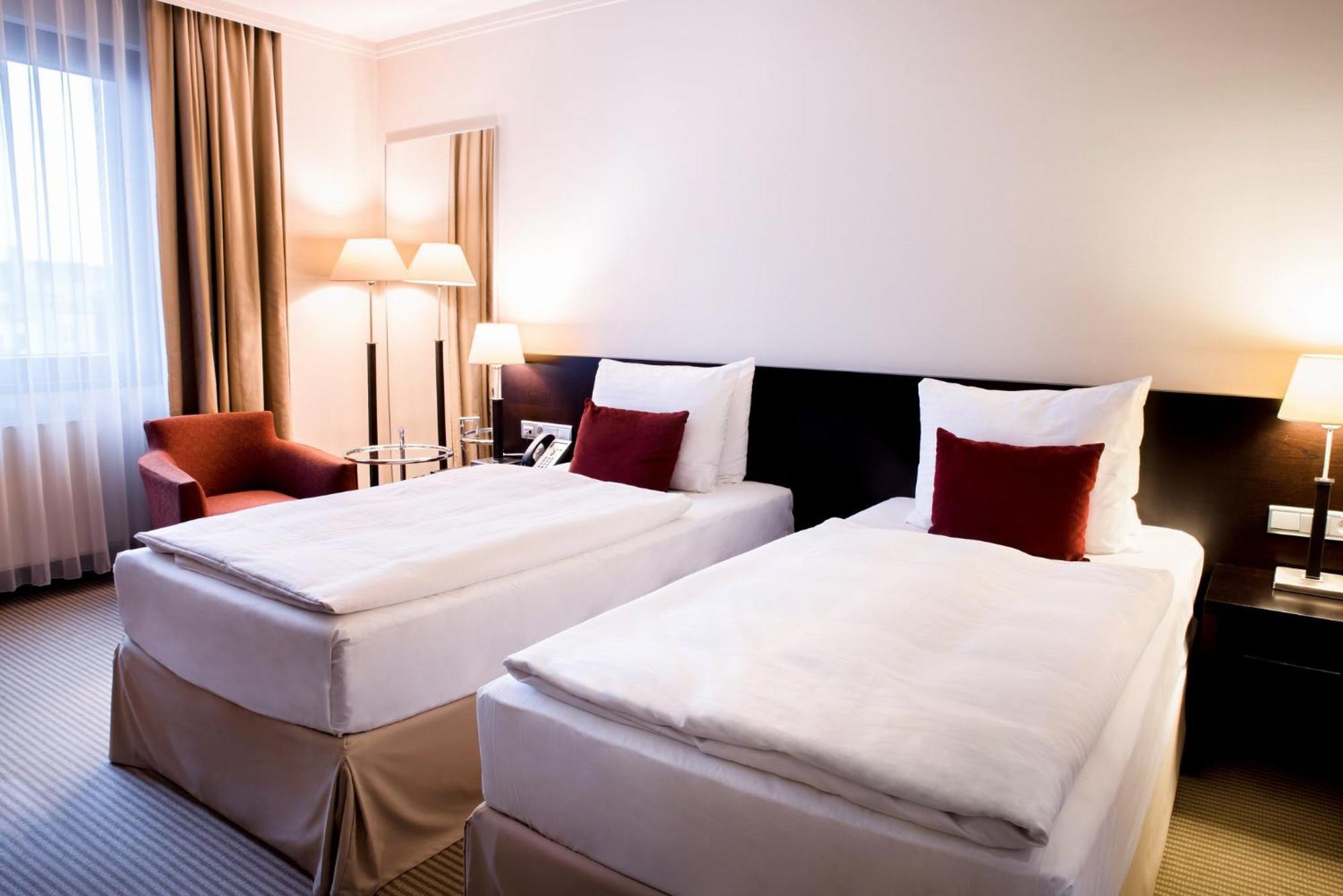 Crowne Plaza Bratislava By Ihg Hotel Luaran gambar