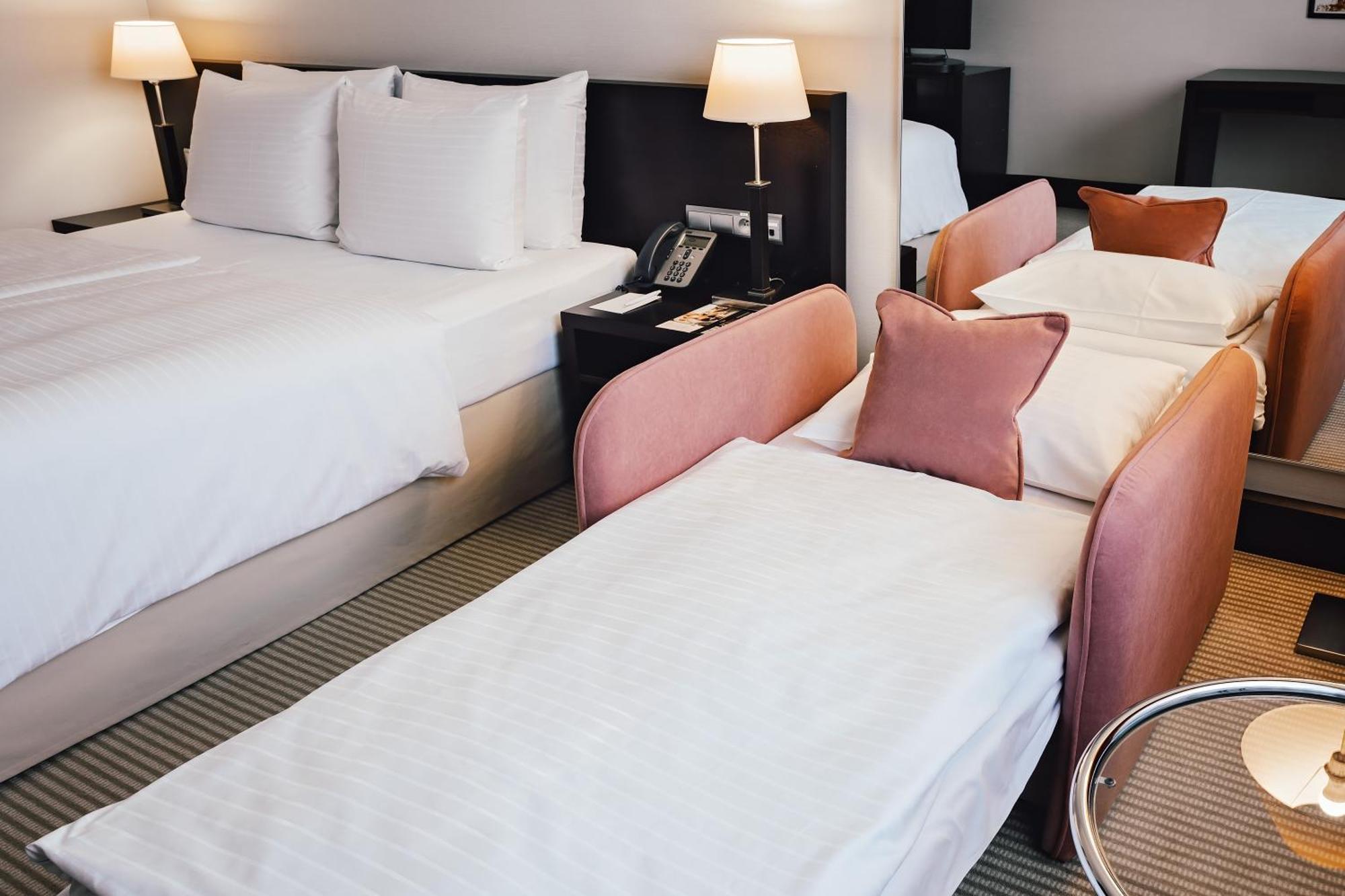 Crowne Plaza Bratislava By Ihg Hotel Luaran gambar