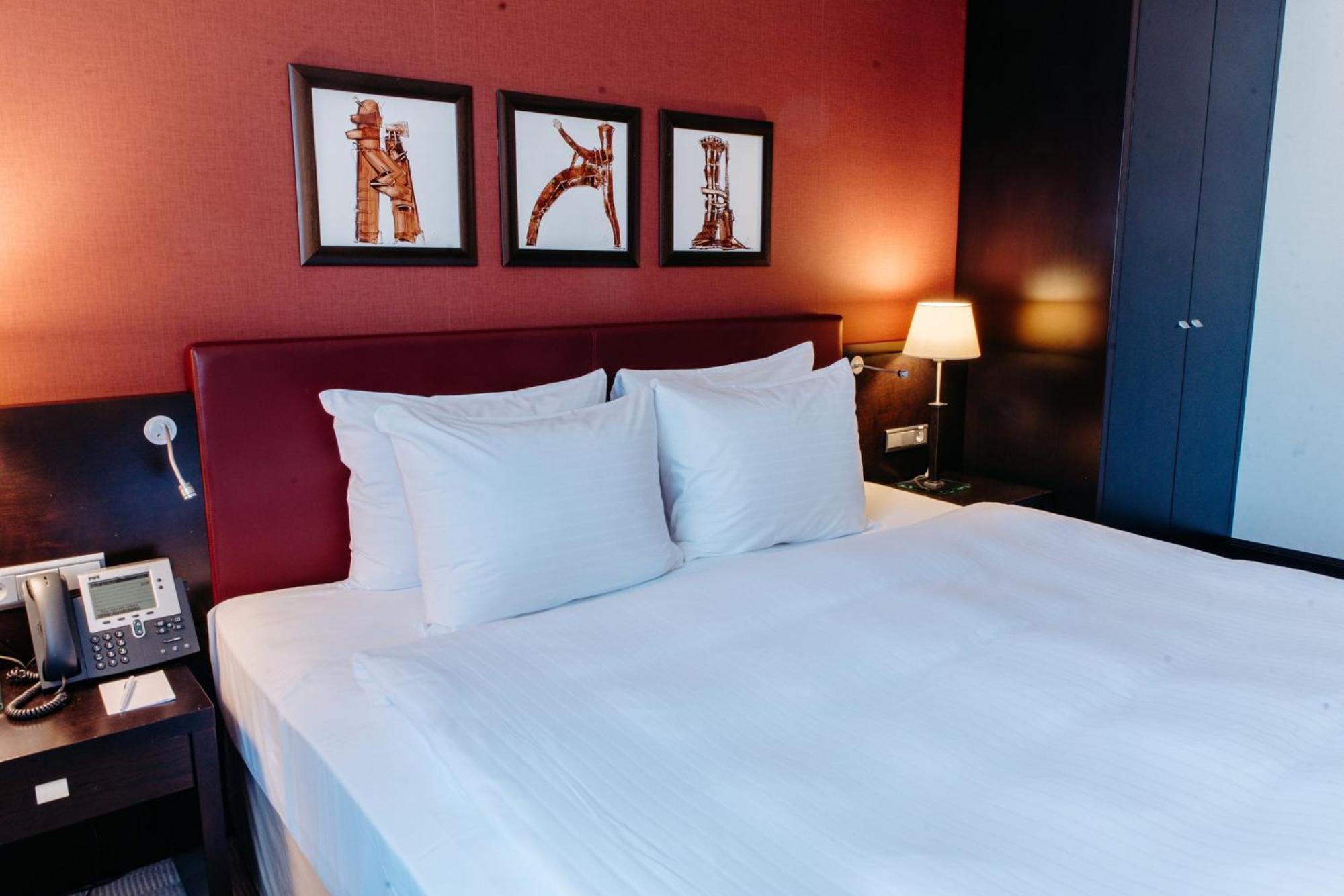 Crowne Plaza Bratislava By Ihg Hotel Luaran gambar