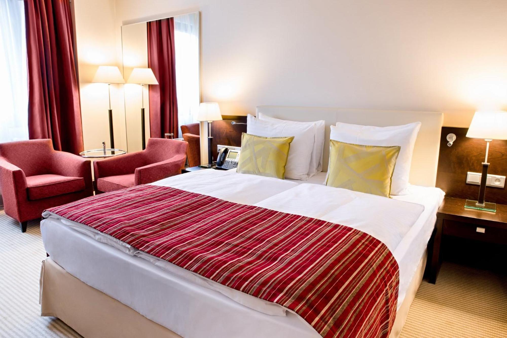 Crowne Plaza Bratislava By Ihg Hotel Luaran gambar