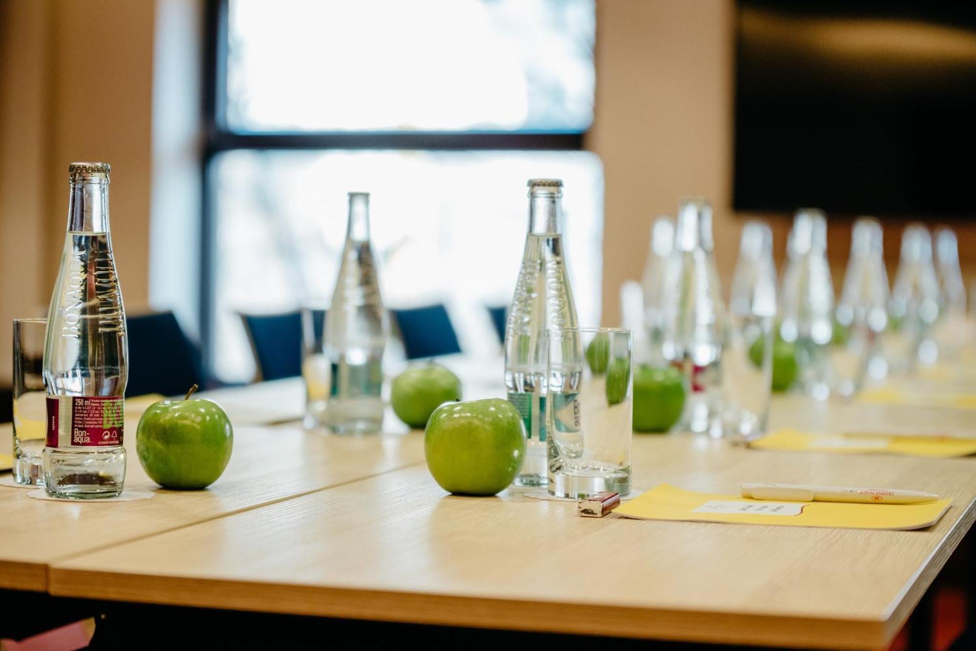 Crowne Plaza Bratislava By Ihg Hotel Luaran gambar