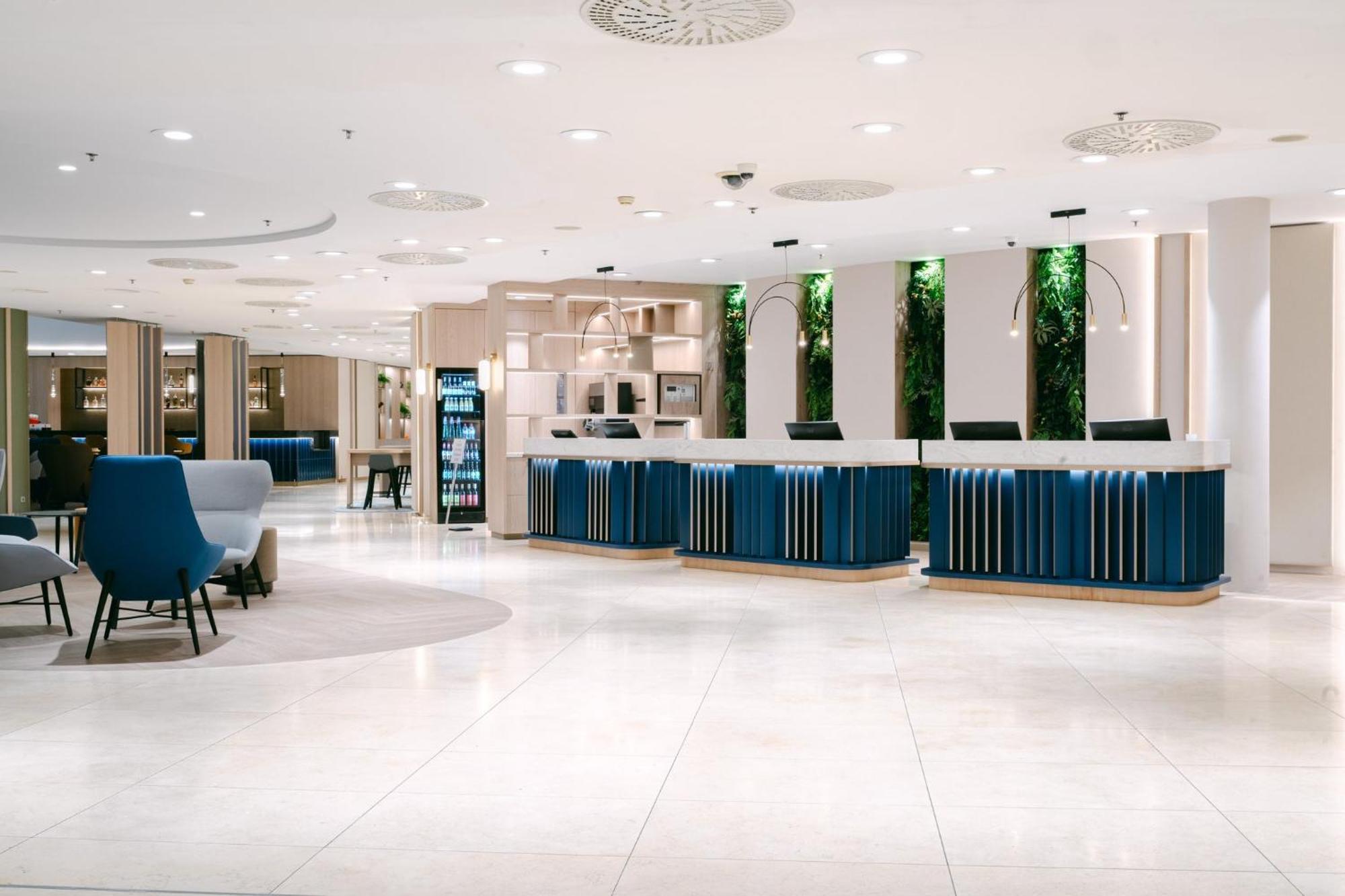 Crowne Plaza Bratislava By Ihg Hotel Luaran gambar