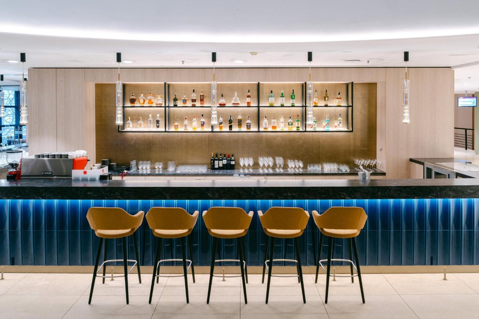 Crowne Plaza Bratislava By Ihg Hotel Luaran gambar
