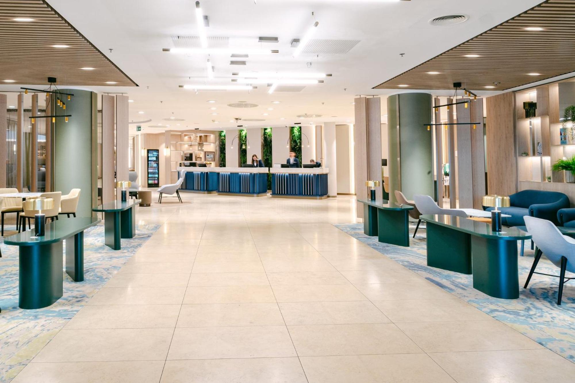 Crowne Plaza Bratislava By Ihg Hotel Luaran gambar