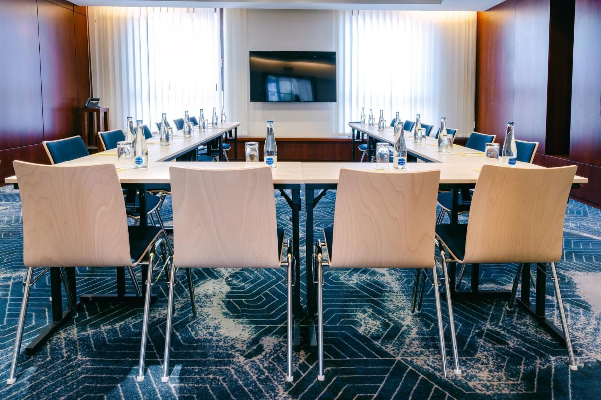 Crowne Plaza Bratislava By Ihg Hotel Luaran gambar